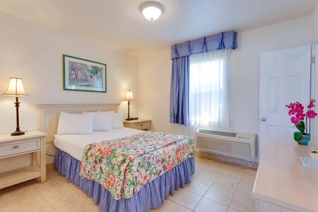 Fountain Cottages Inn Форт-Маєрс Екстер'єр фото